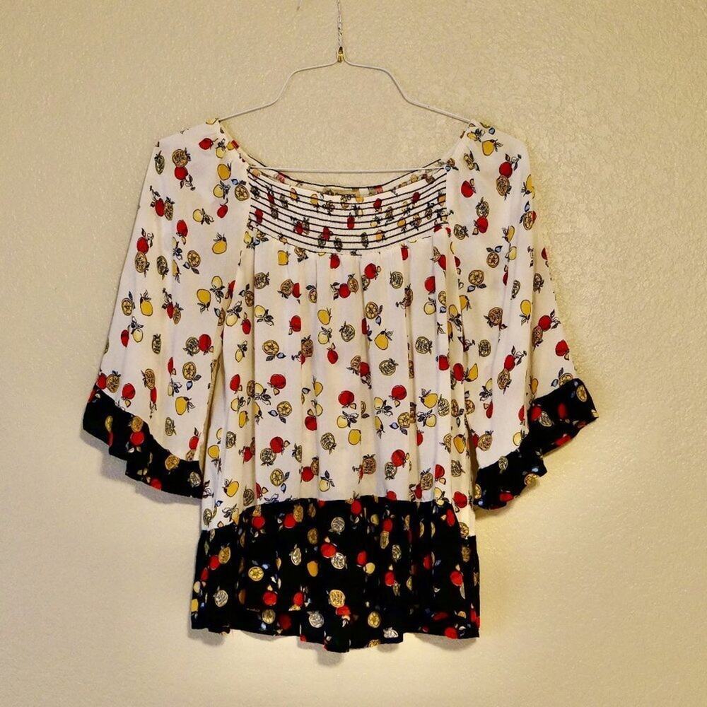Democracy Women's fruit print flounce top with shirring, cotton, size XS